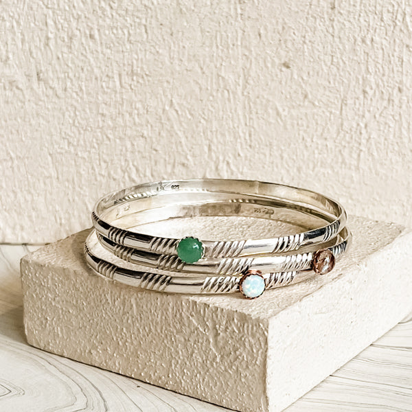 Orbit Sterling Bangle with Kyocera Pearl